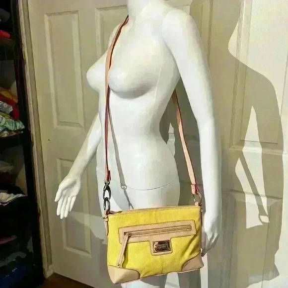 Tignanello Leather Yellow Tan Convertible Crossbody Purse Handbag - Picture 2 of 15